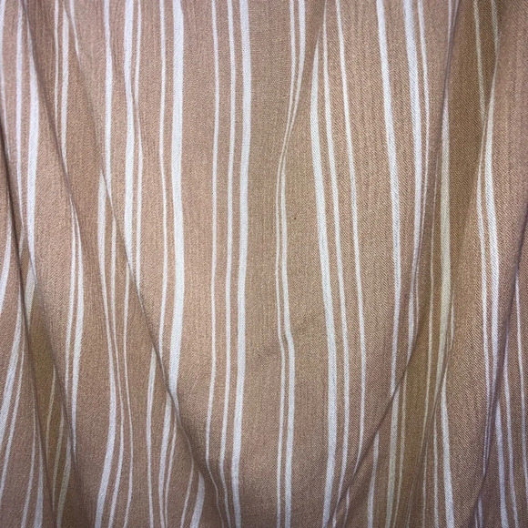 Lulu’s Off Shoulder Blouse Top XL Stripe Tan  Cream Keyhole Tie Bottom - Picture 7 of 10